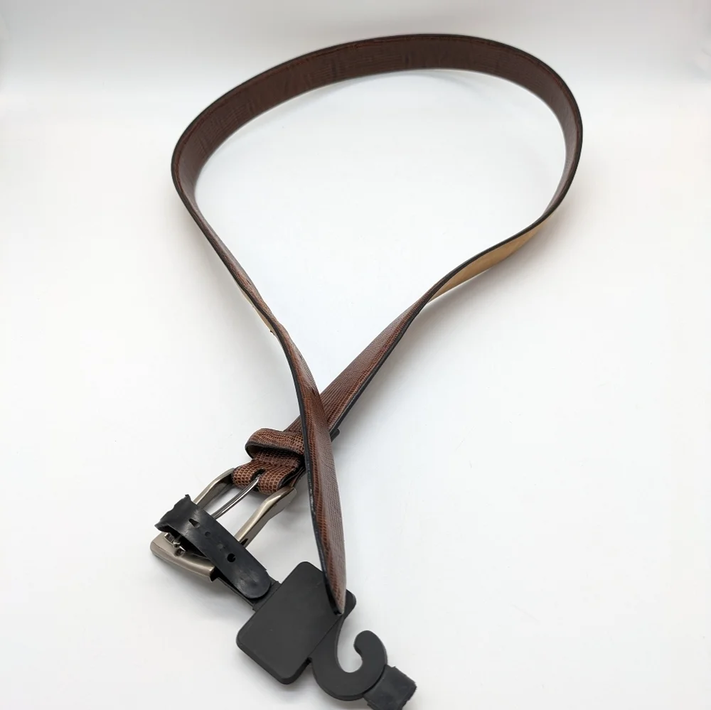 ✨3/$15 Tasso Elba Brown Leather Belt 40